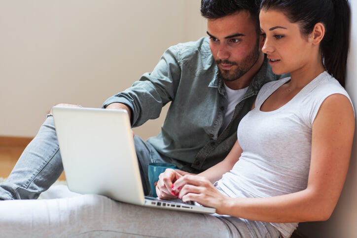 The Truth About Finding a Surrogate on the Internet