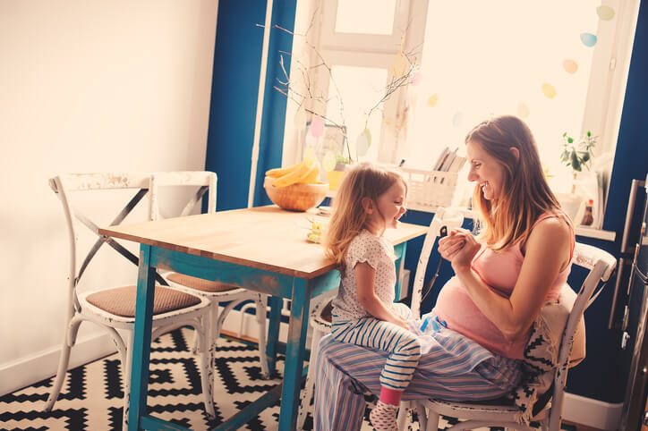 5 Things to Consider About Being a Surrogate as a Stay-at-Home Mom