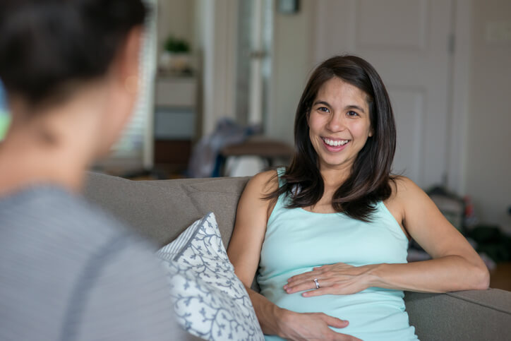 How Surrogacy May Change Your Friendships — and 5 Ways to Cope