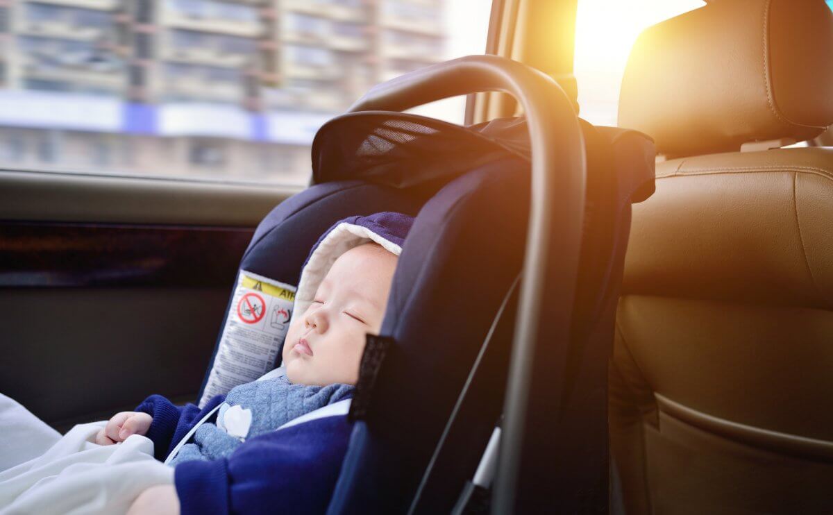 5 Tips for Traveling with a Newborn after a Surrogacy Birth