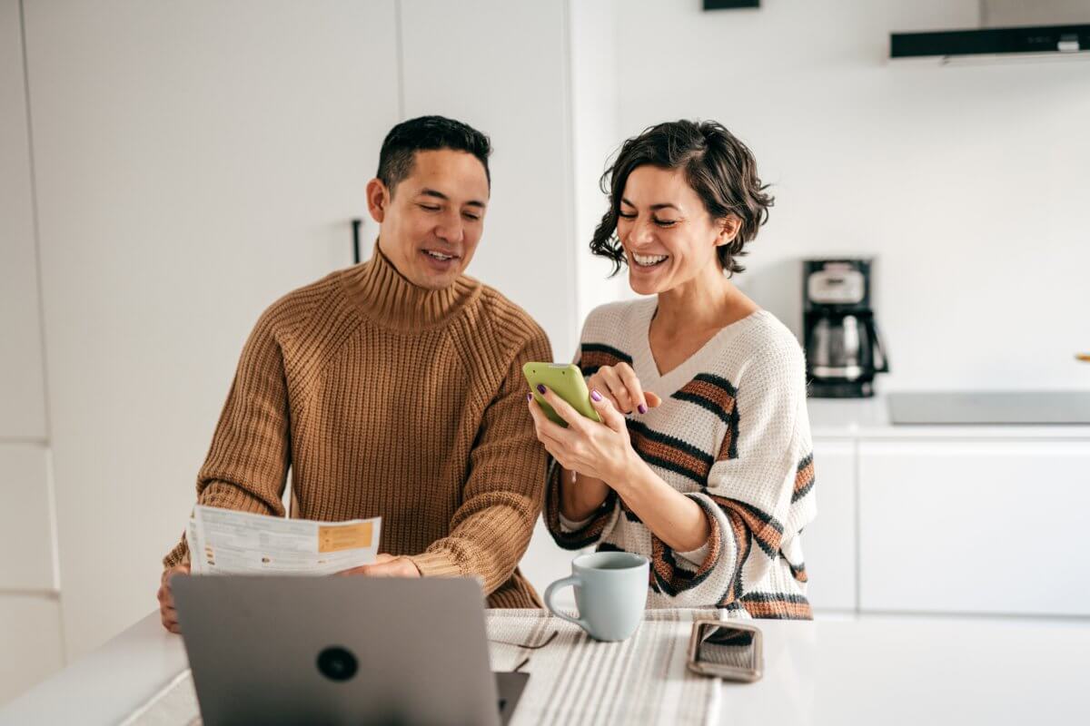 How You Can Avoid Going into Debt for IVF