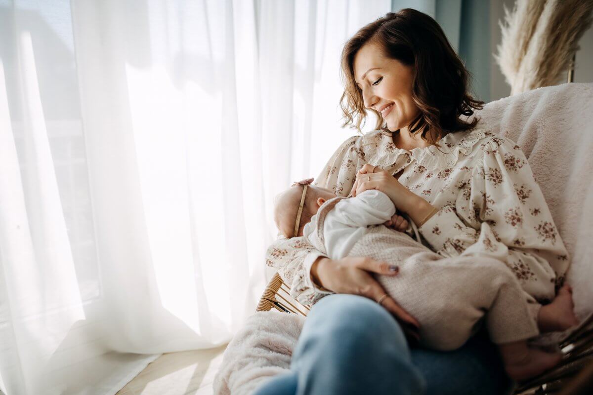 Can You Breastfeed if You Use a Surrogate?